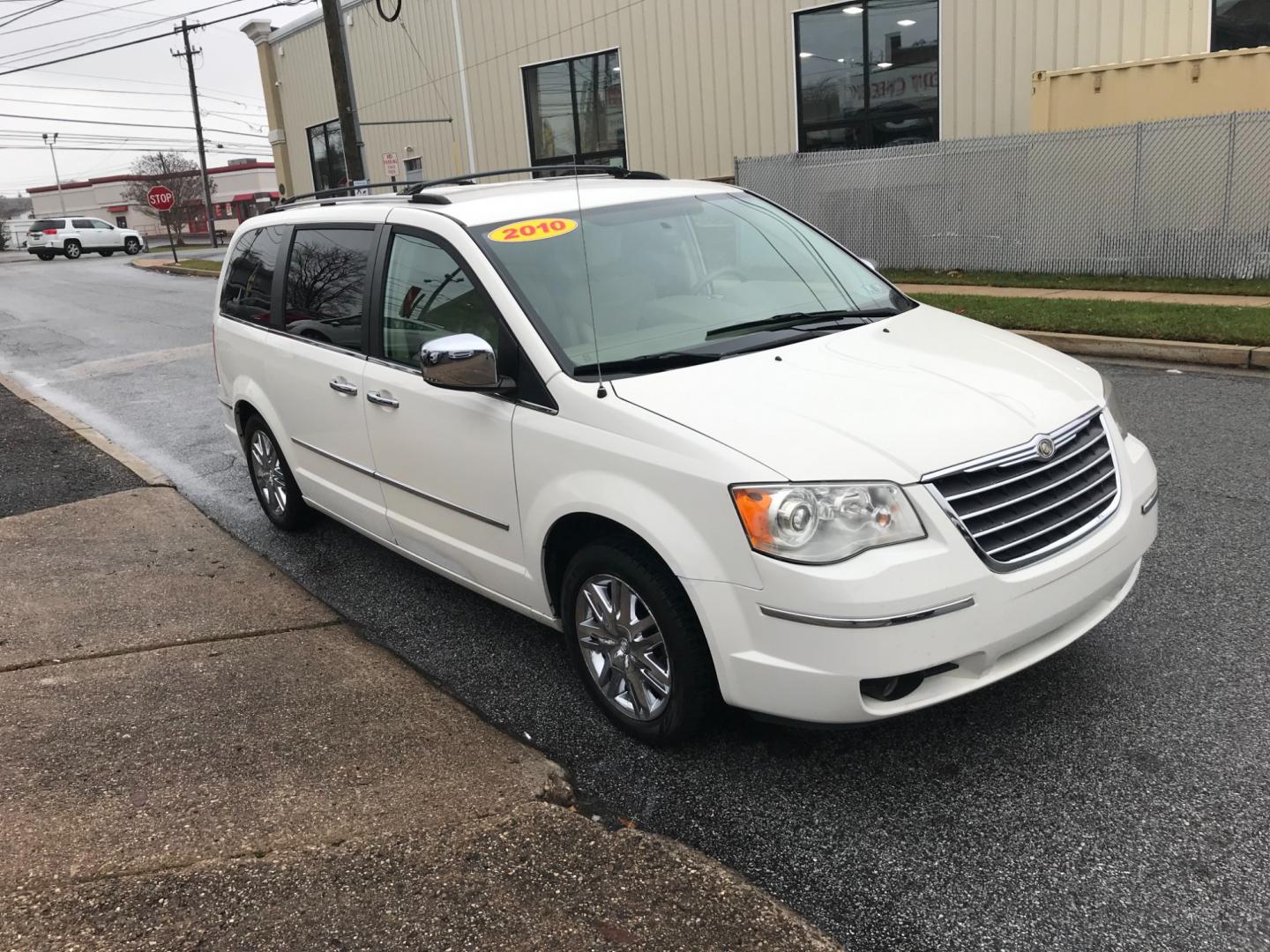 2010 White /Tan Chrysler Town & Country Limited (2A4RR6DX0AR) with an 4.0 V6 engine, Automatic transmission, located at 577 Chester Pike, Prospect Park, PA, 19076, (610) 237-1015, 39.886154, -75.302338 - Photo#3